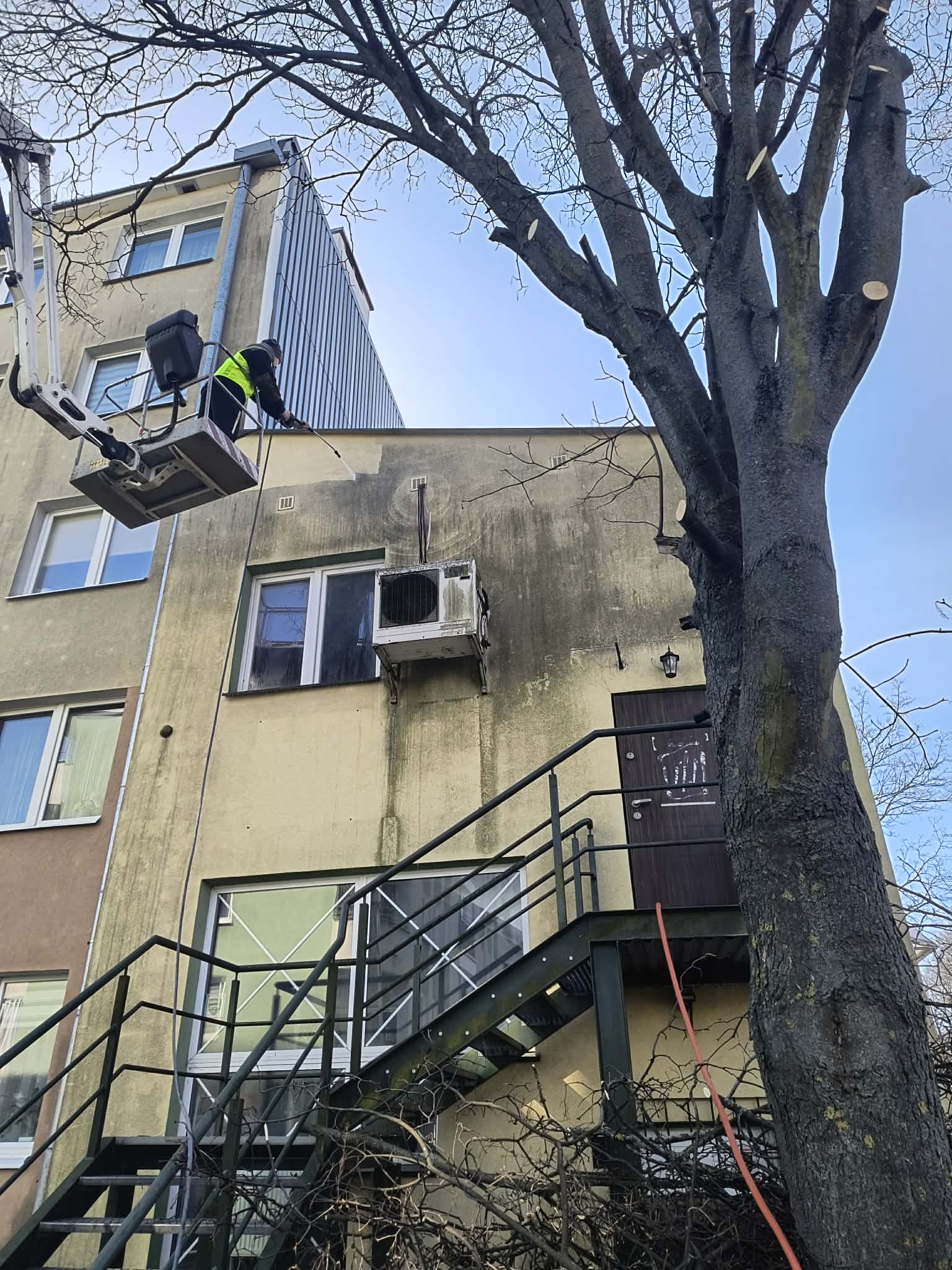 Mycie i Malowanie Elewacji